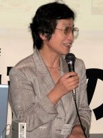 足立己幸氏
